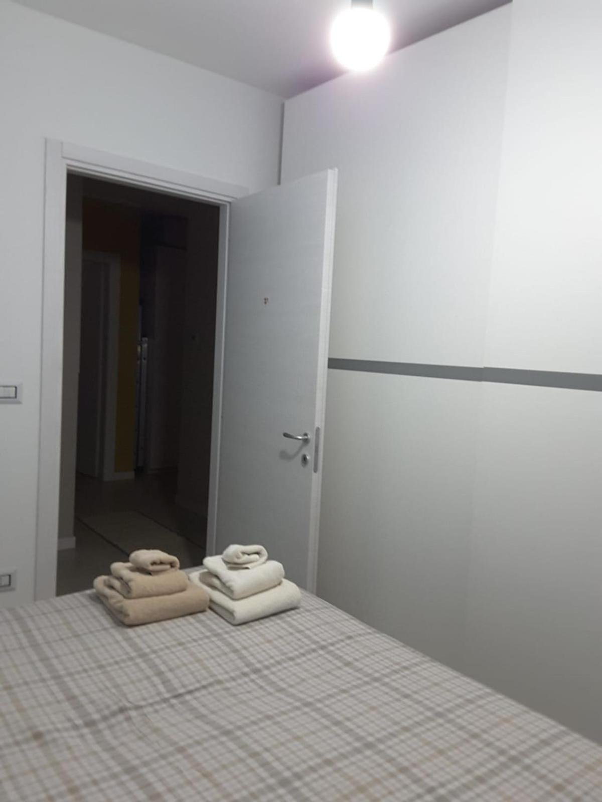 Lucrece Holiday Apartment Torino Dış mekan fotoğraf
