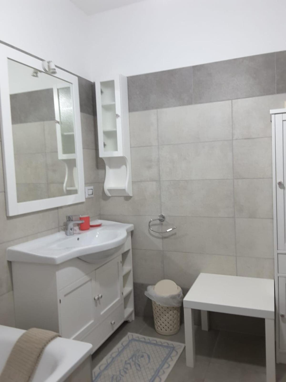 Lucrece Holiday Apartment Torino Dış mekan fotoğraf